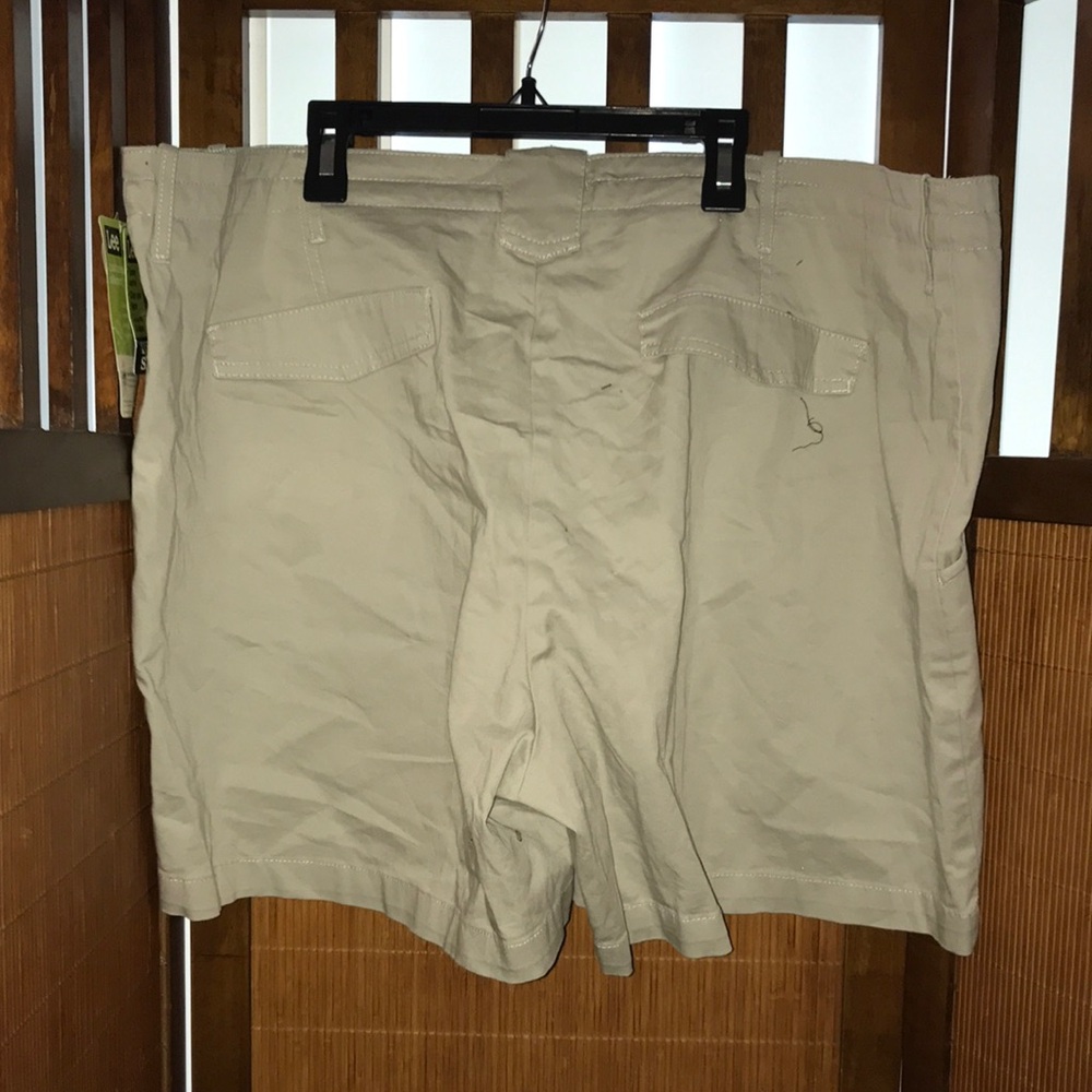 Lee Shorts 24W NWT 🌸